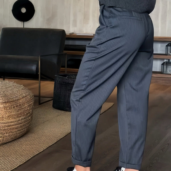 1+1 GRATIS MATHILDA | ELEGANTE, FIGURSCHMEICHELNDE HOSE MIT STREIFEN